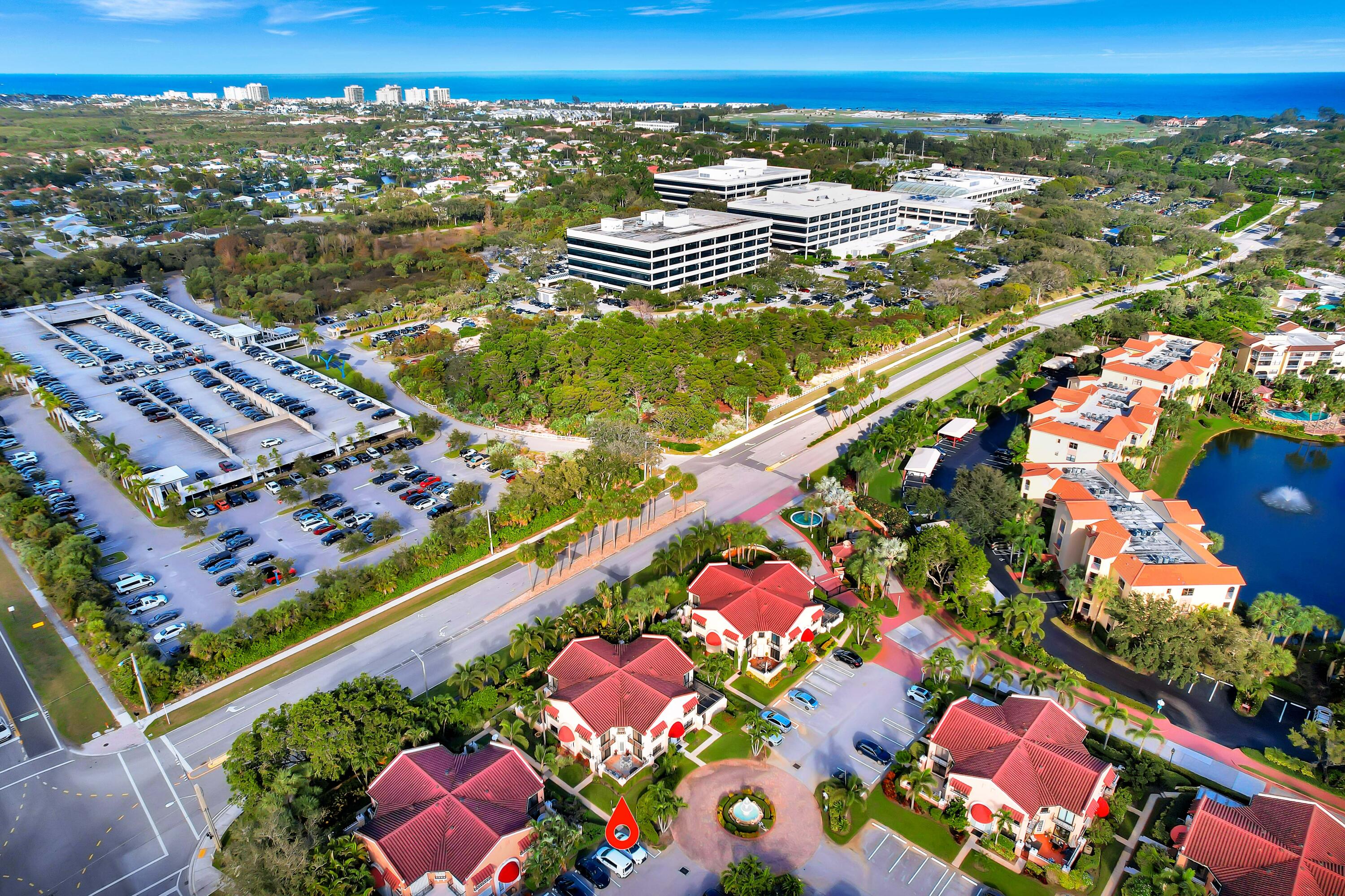 5 Uno Lago Drive