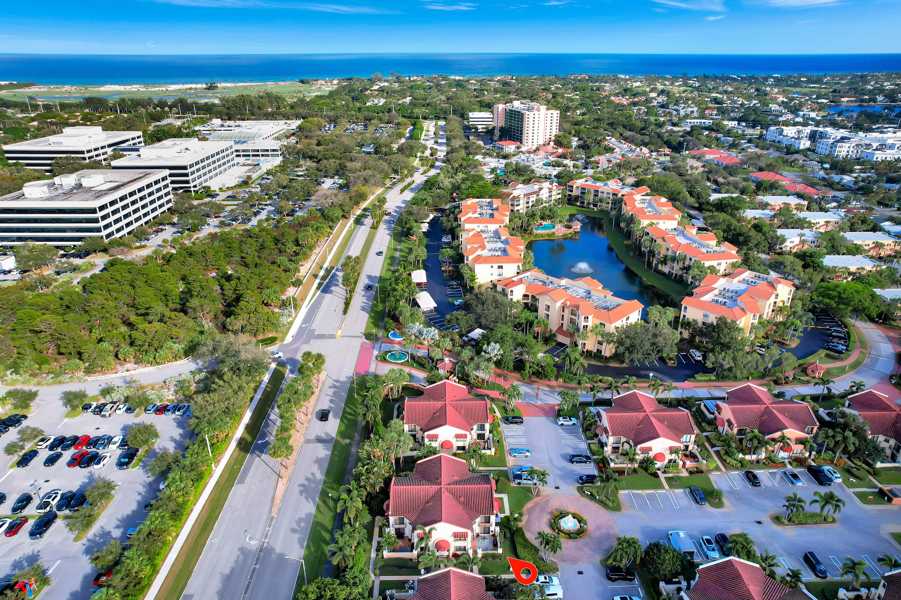 5 Uno Lago Drive