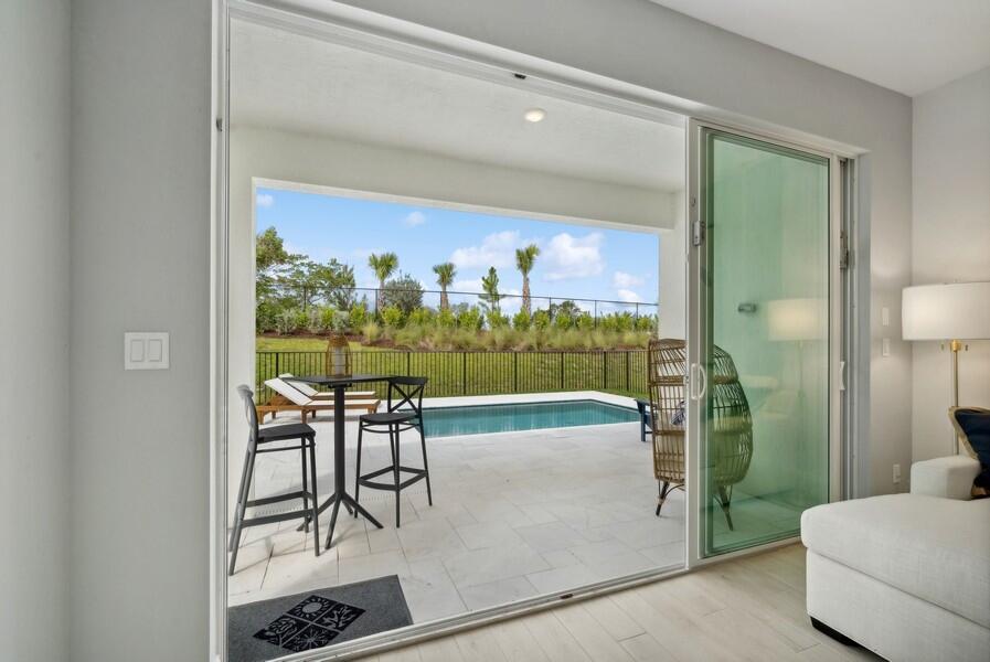 10307 Dreamweaver Road 25