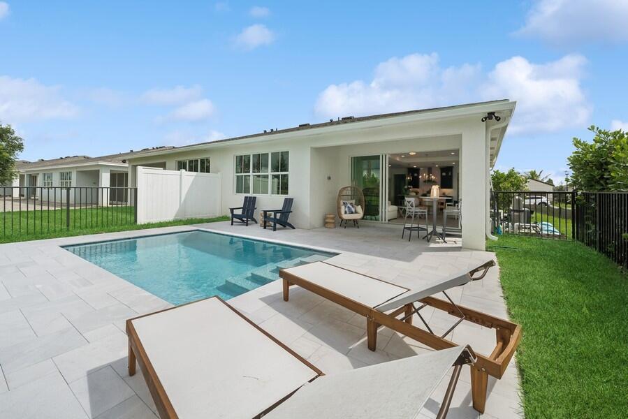 10307 Dreamweaver Road 25