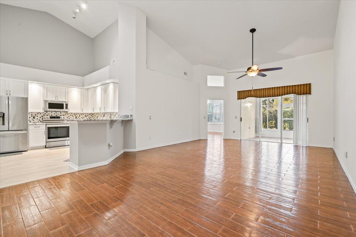 1632 SW Harbour Isles Circle 88