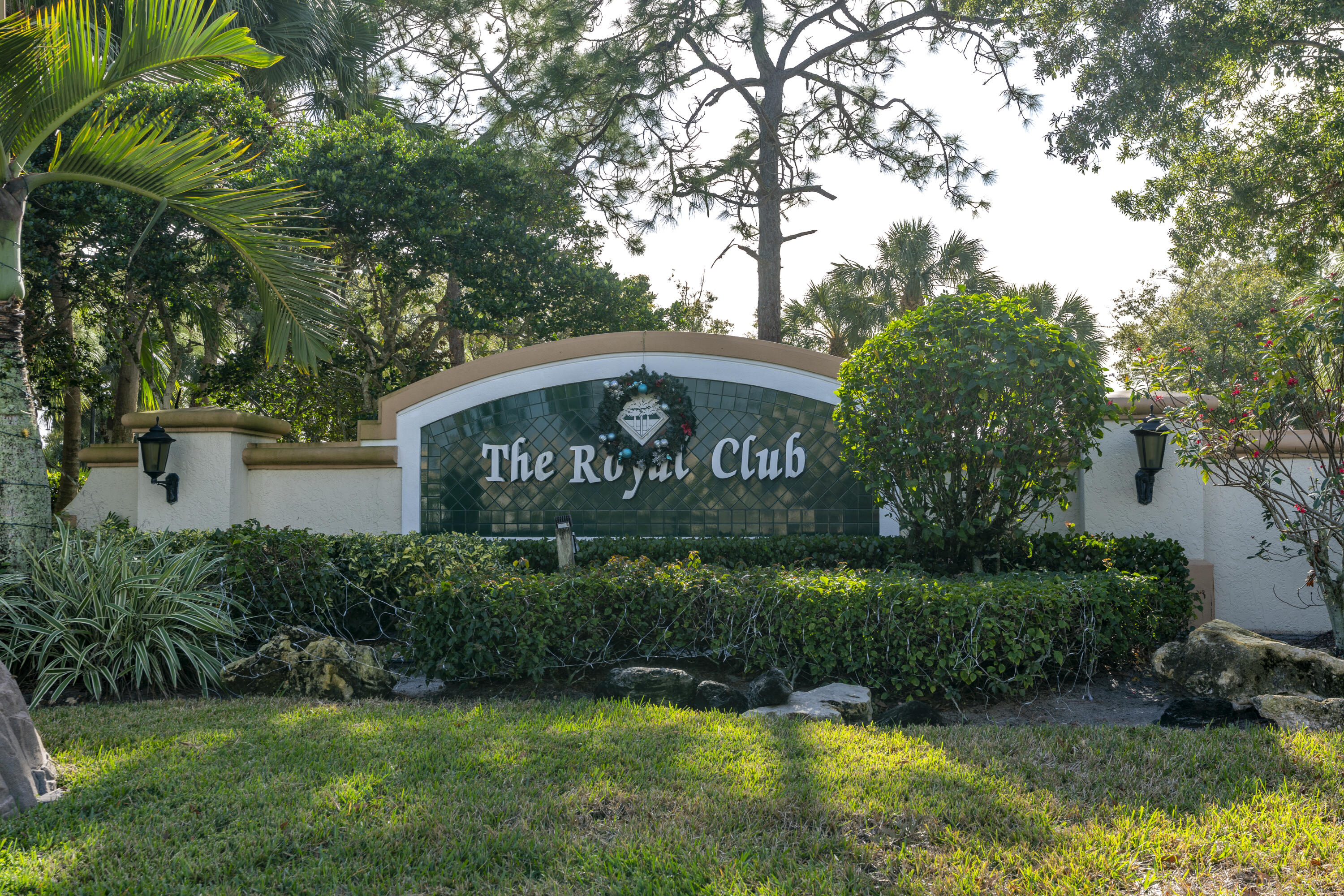 505 NW Galatone Court