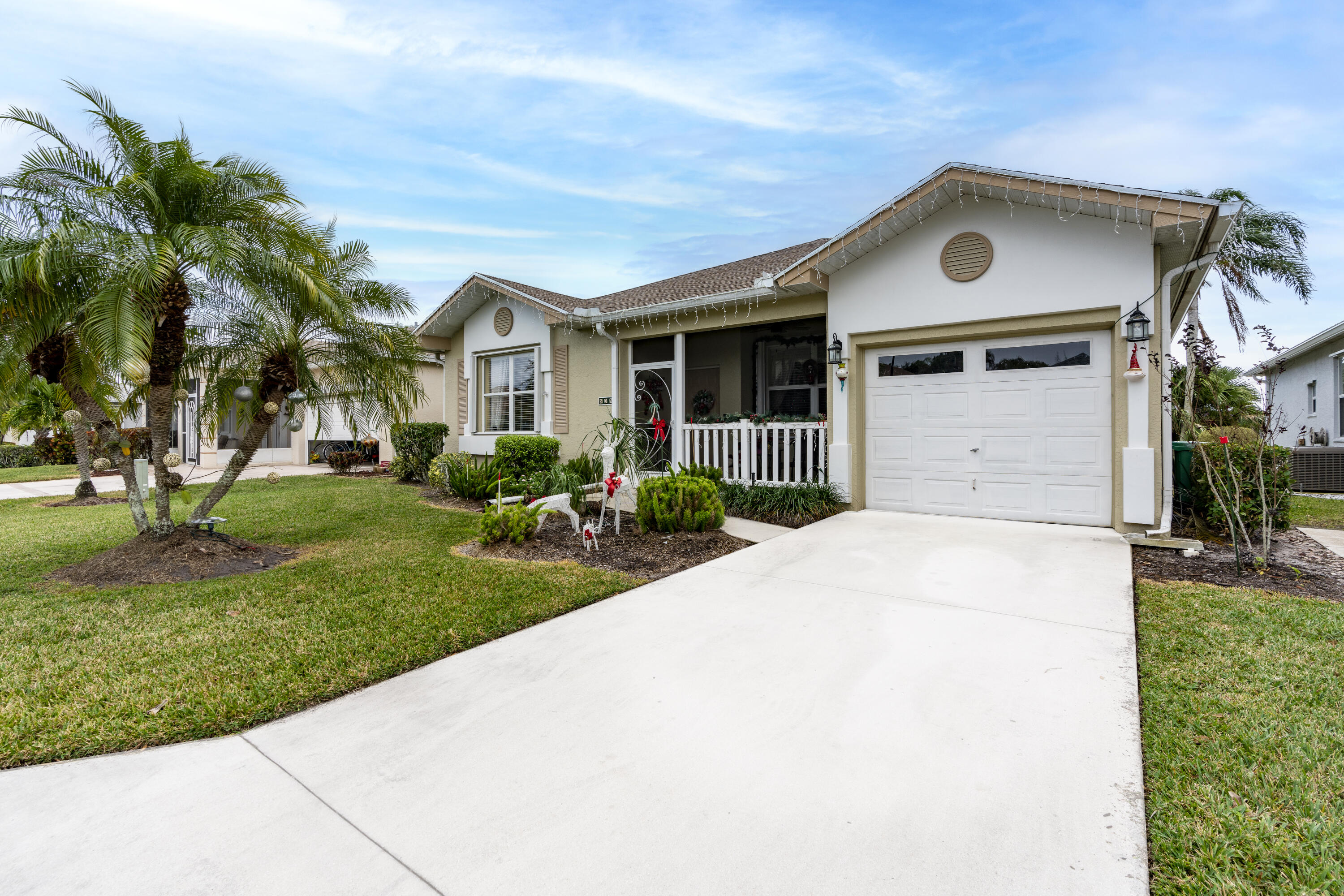 505 NW Galatone Court