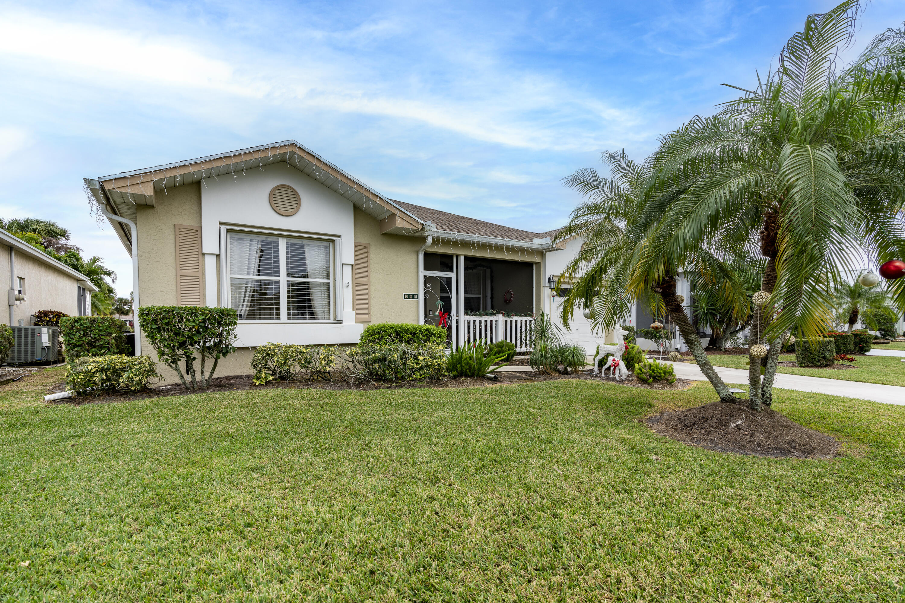 505 NW Galatone Court