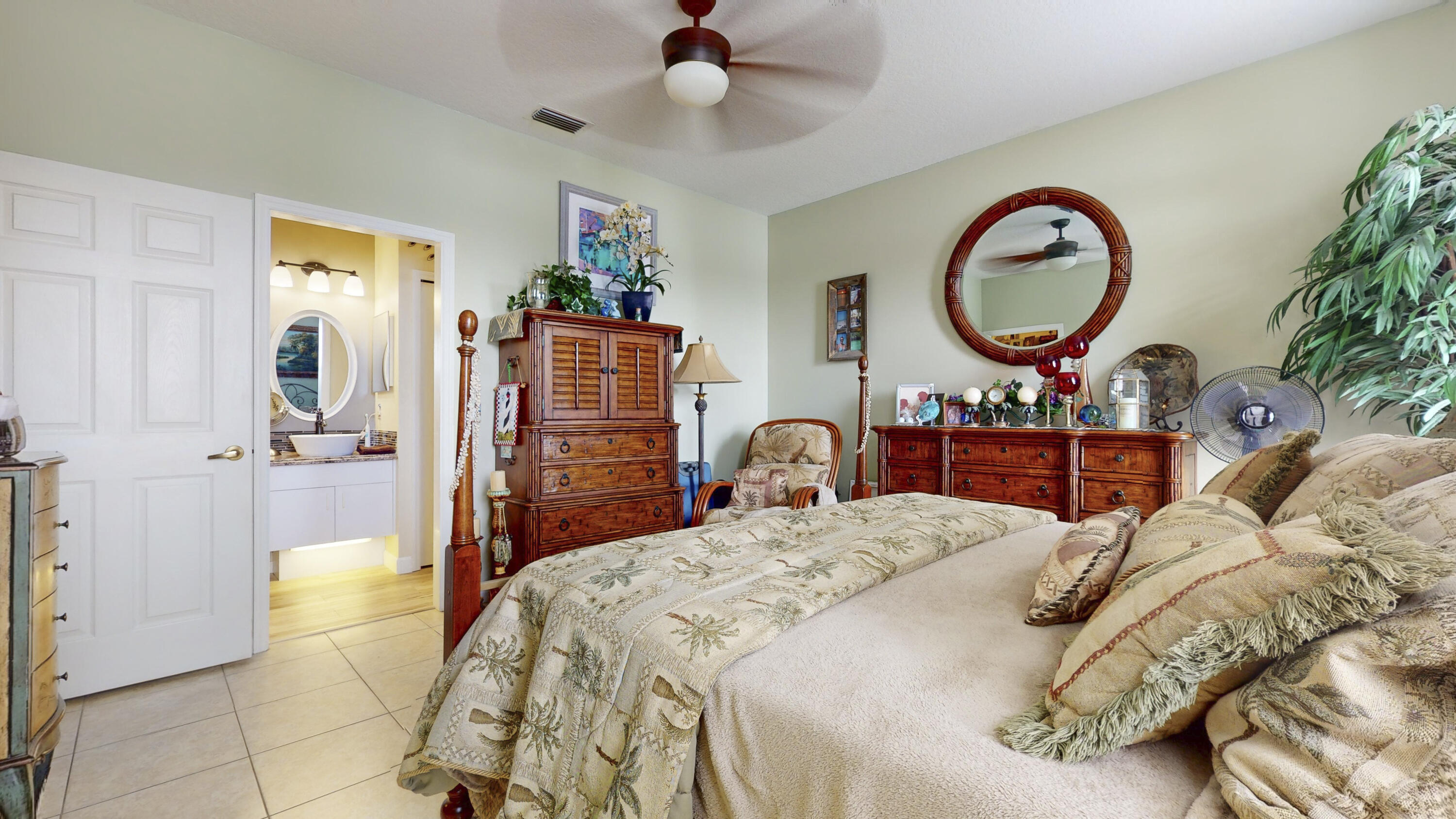 505 NW Galatone Court