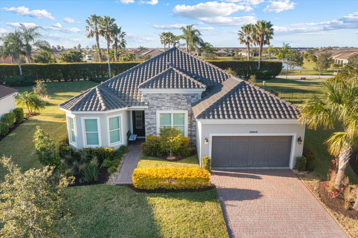 10048 SW Red Oak Court