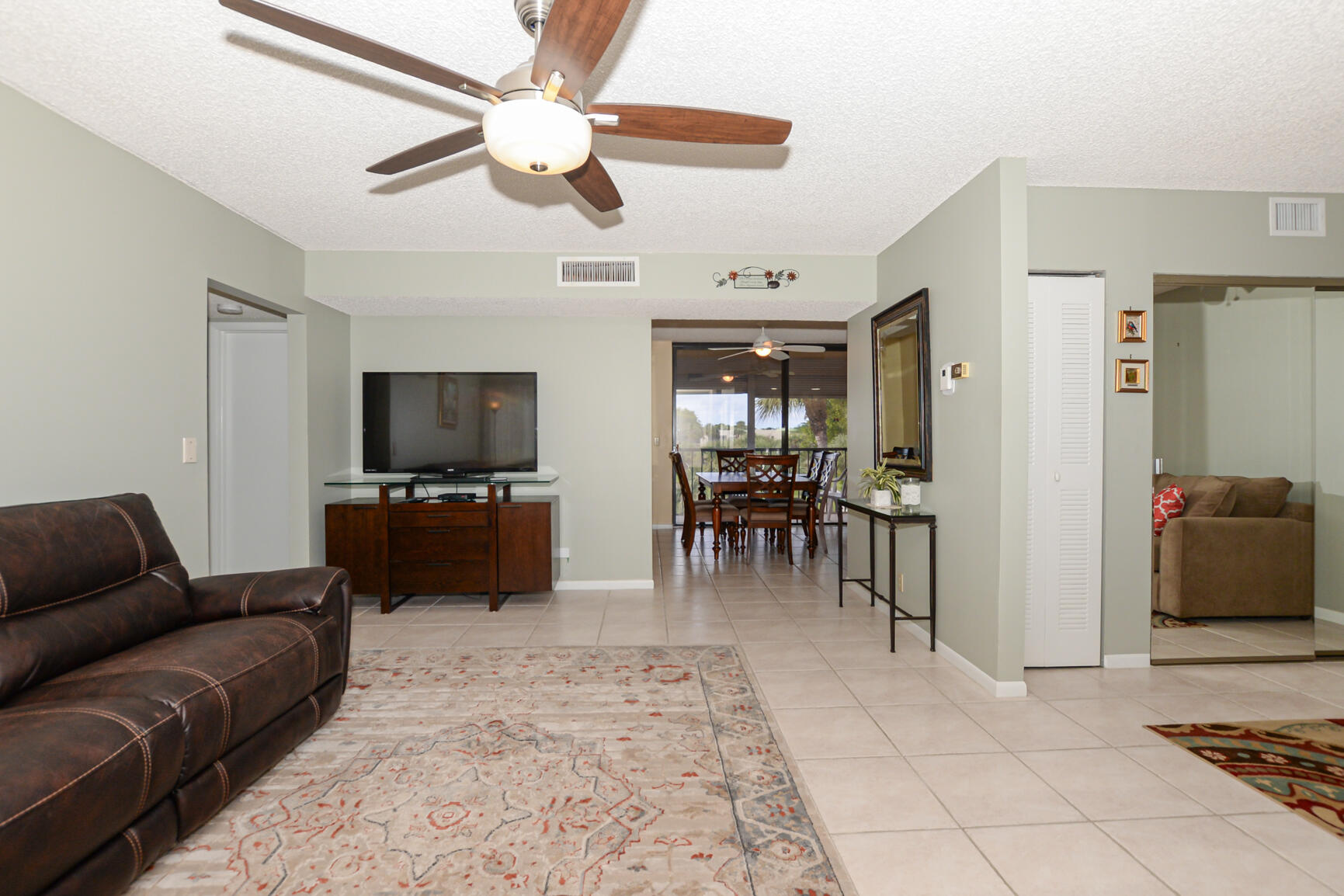 5100 Las Verdes Circle 307