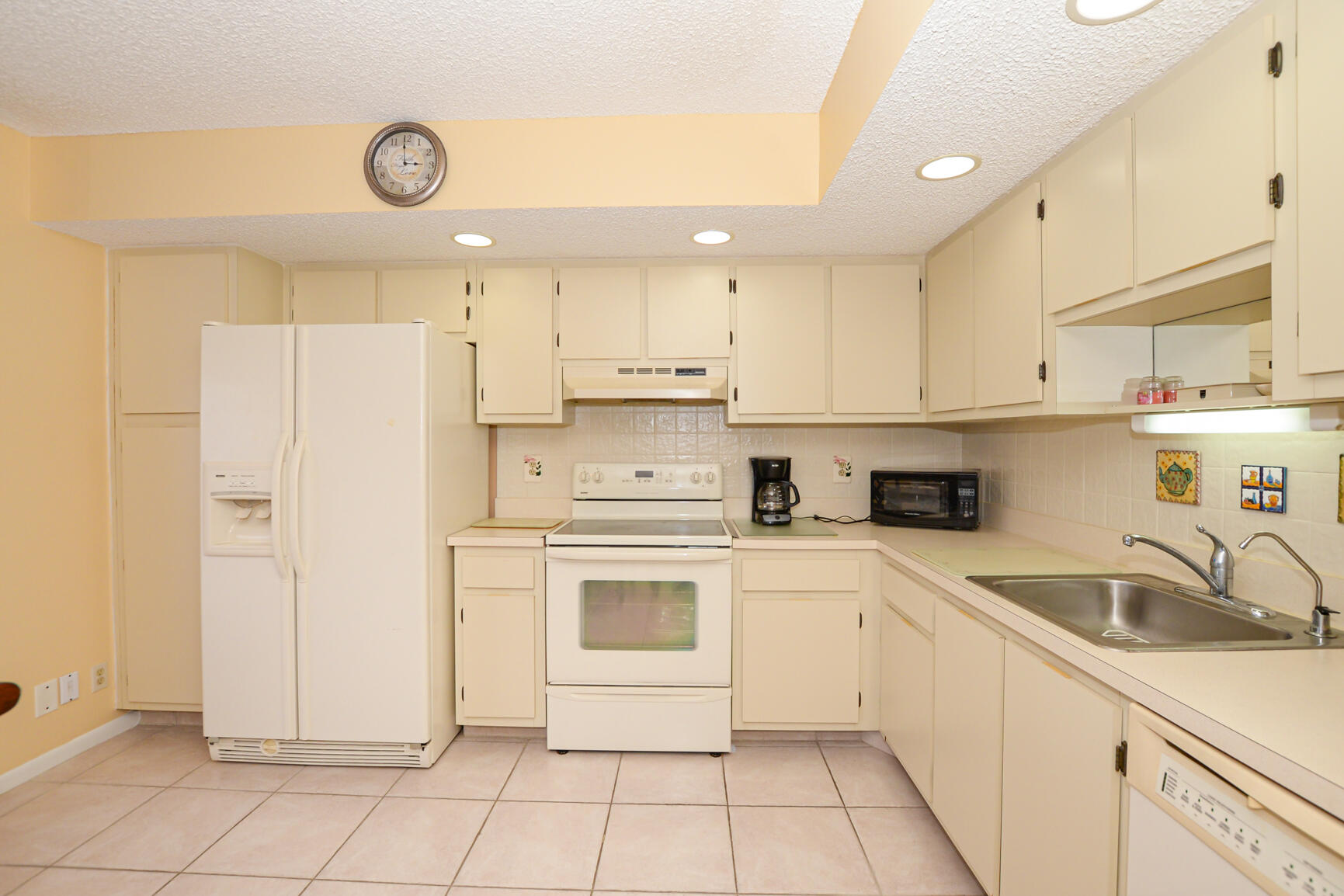 5100 Las Verdes Circle 307