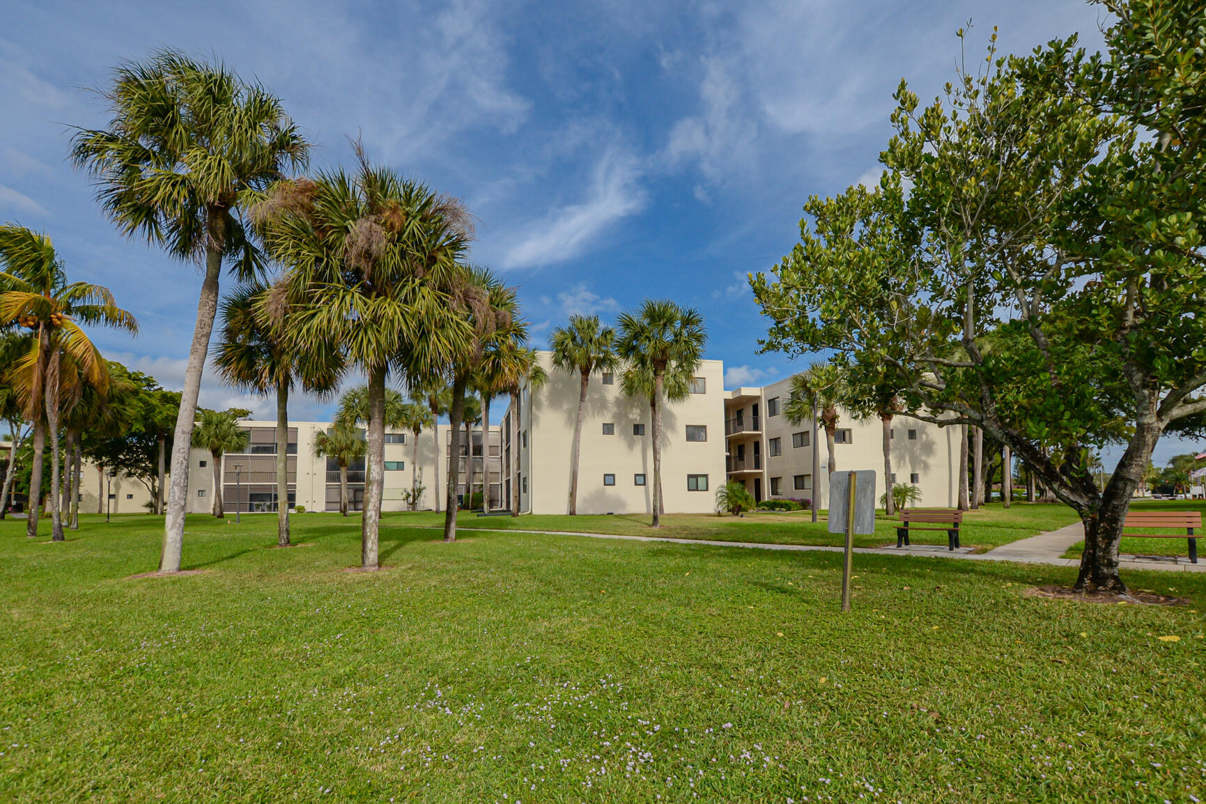 5100 Las Verdes Circle 307
