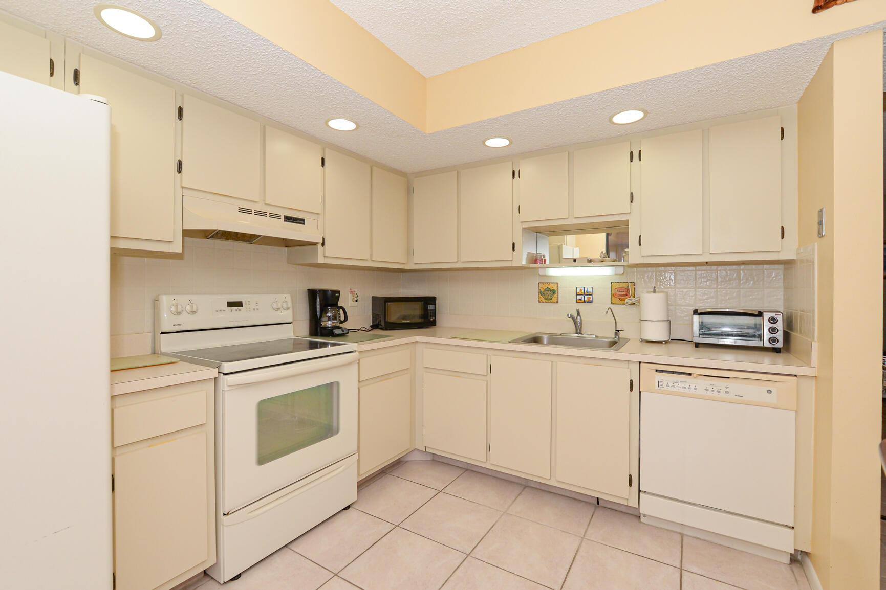 5100 Las Verdes Circle 307
