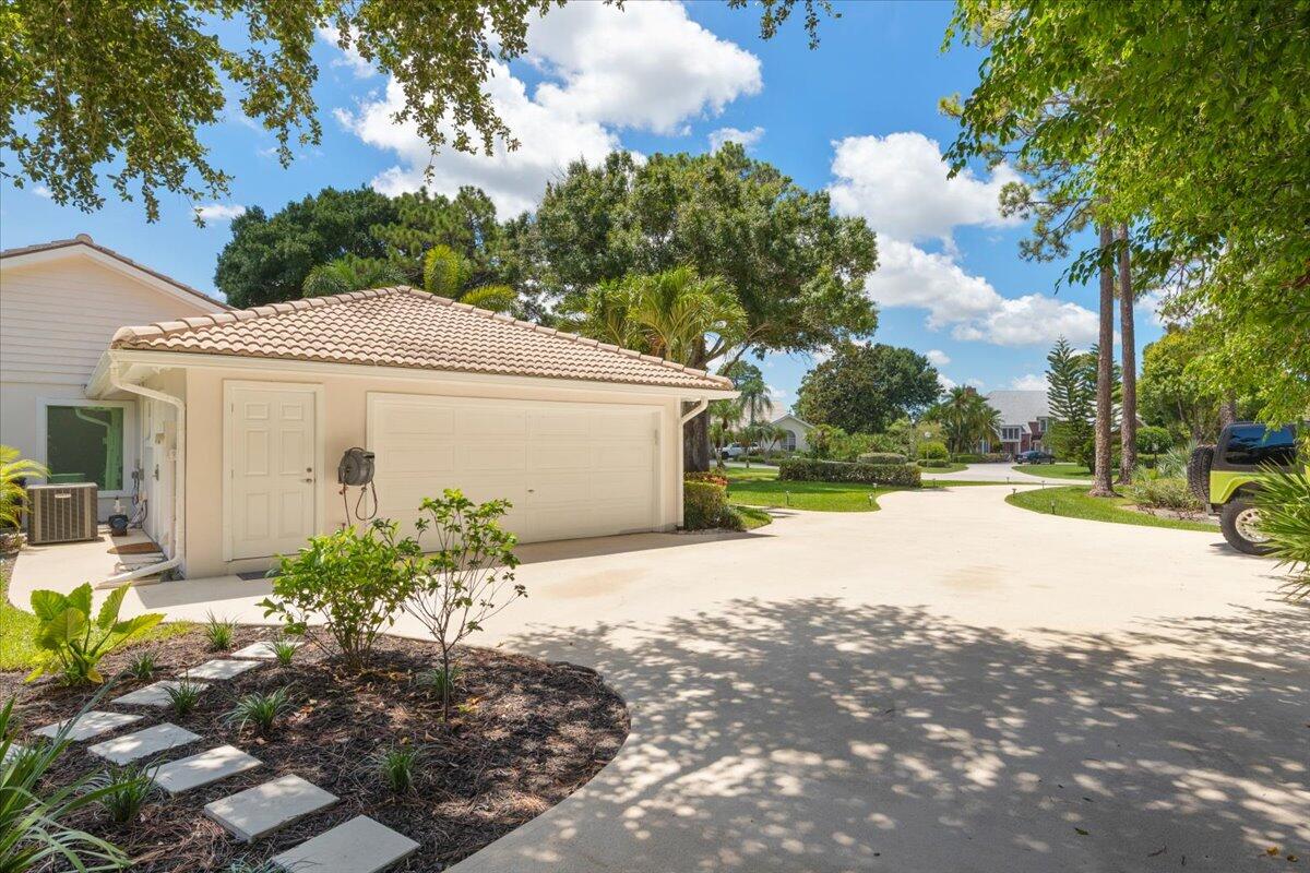 7724 Wexford Way