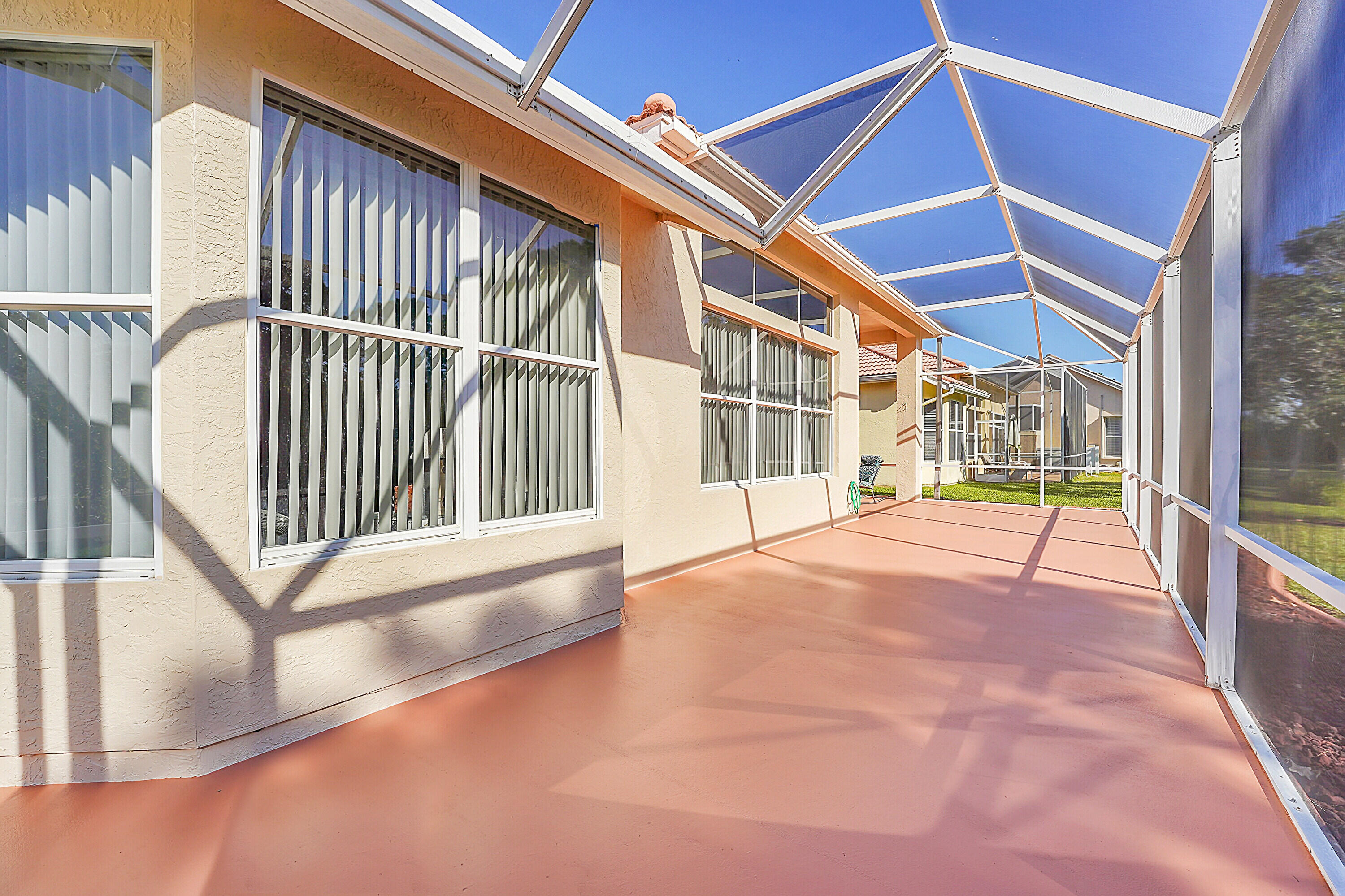 599 SW Lake Charles Circle