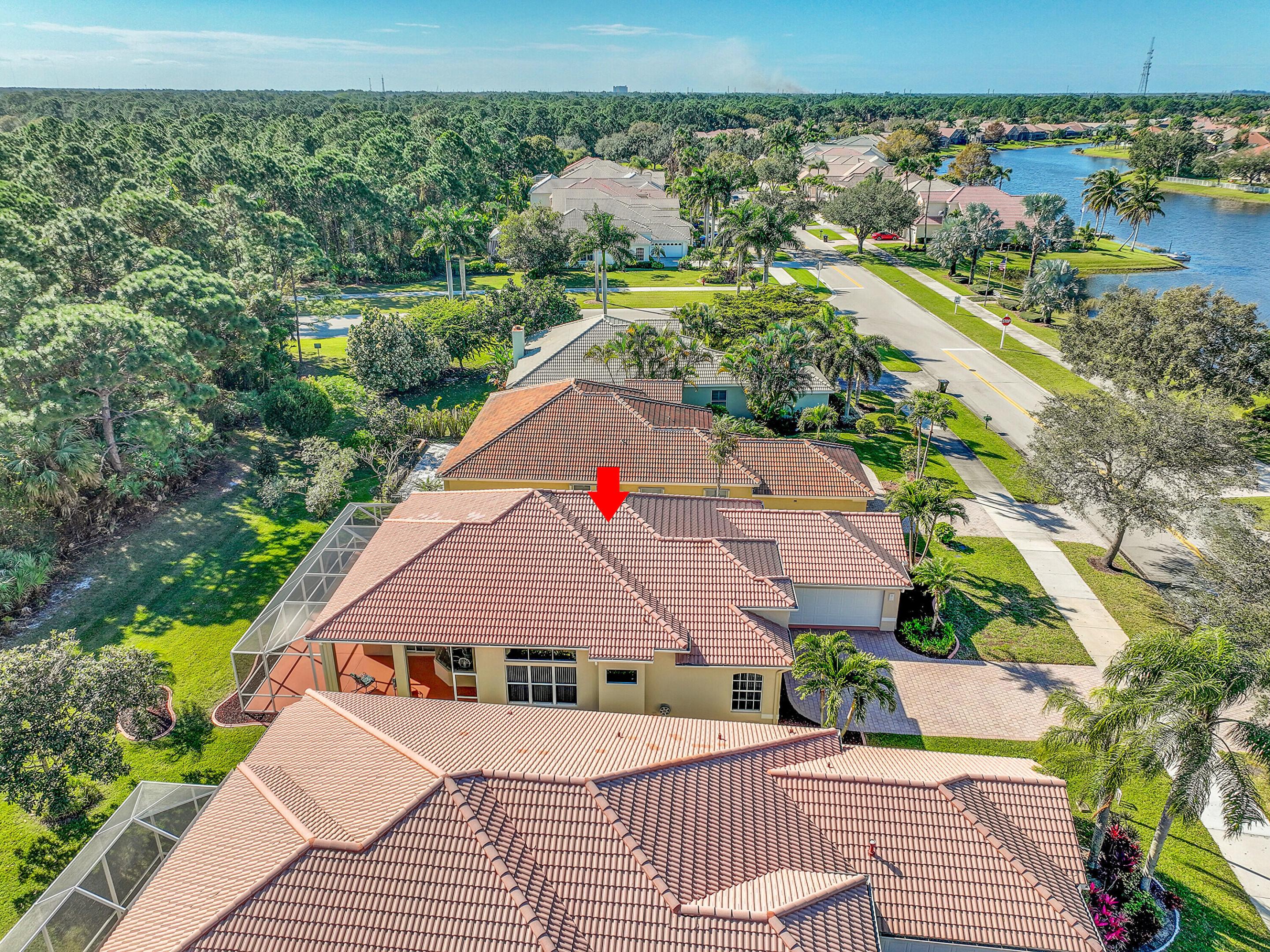 599 SW Lake Charles Circle