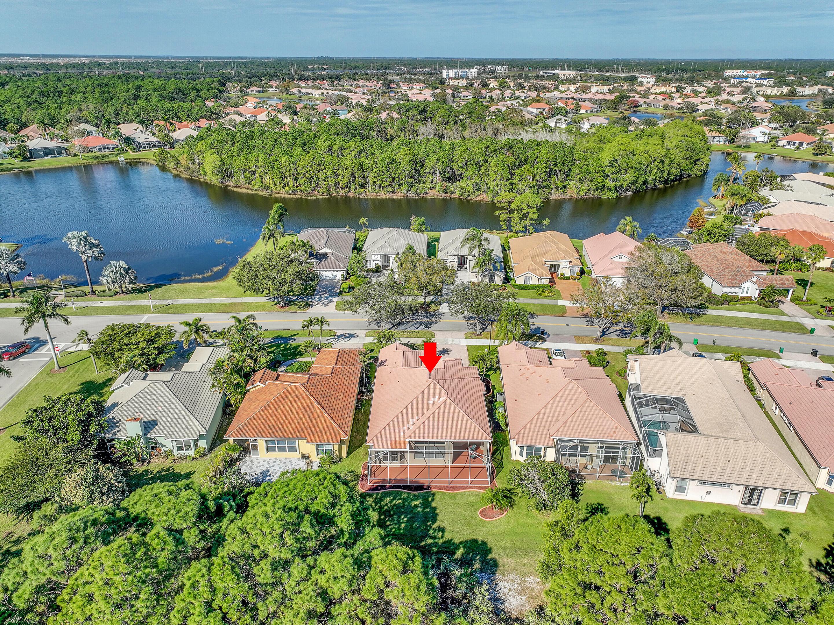 599 SW Lake Charles Circle