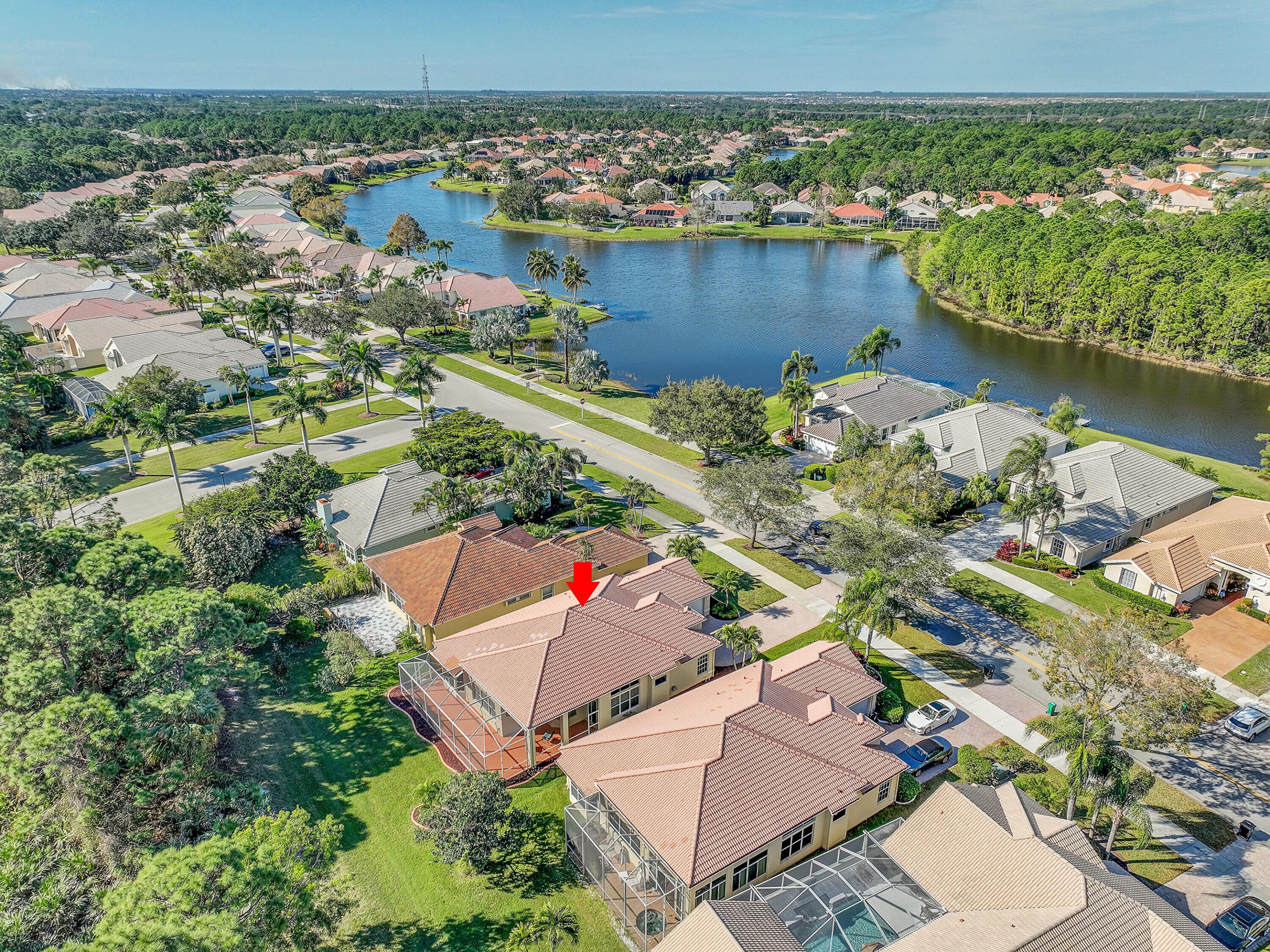599 SW Lake Charles Circle