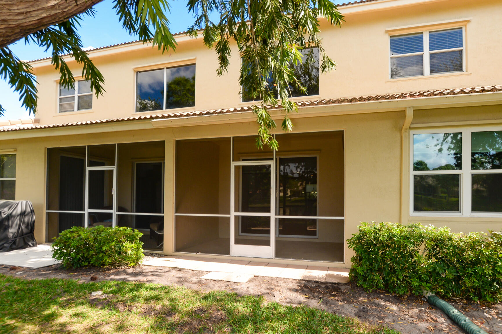 8151 Mulligan Circle