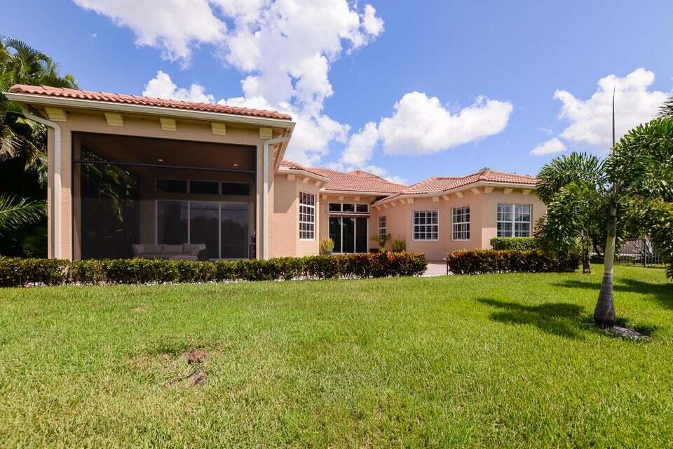 9895 SW Nuova Way