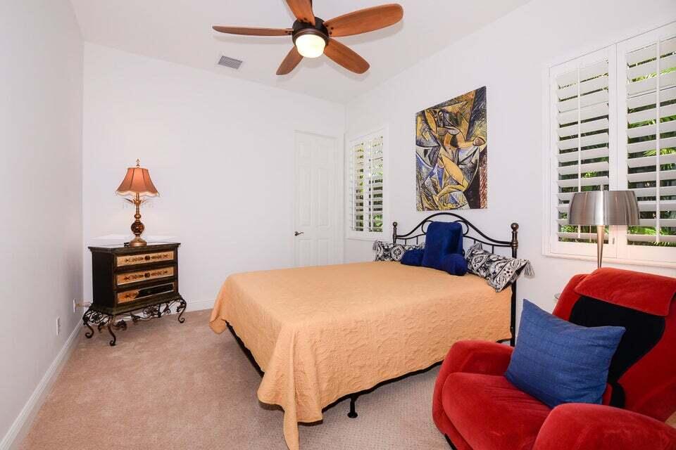 9895 SW Nuova Way