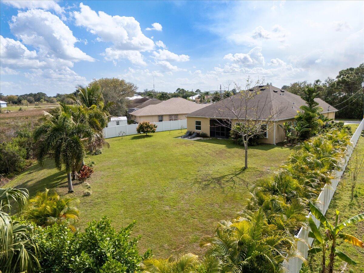 6483 NW Groveland Terrace