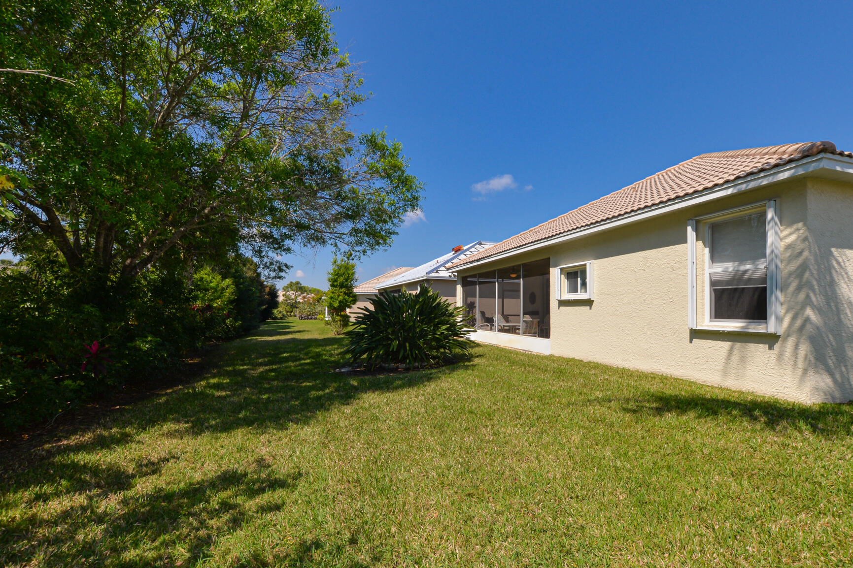 816 NW Sorrento Lane