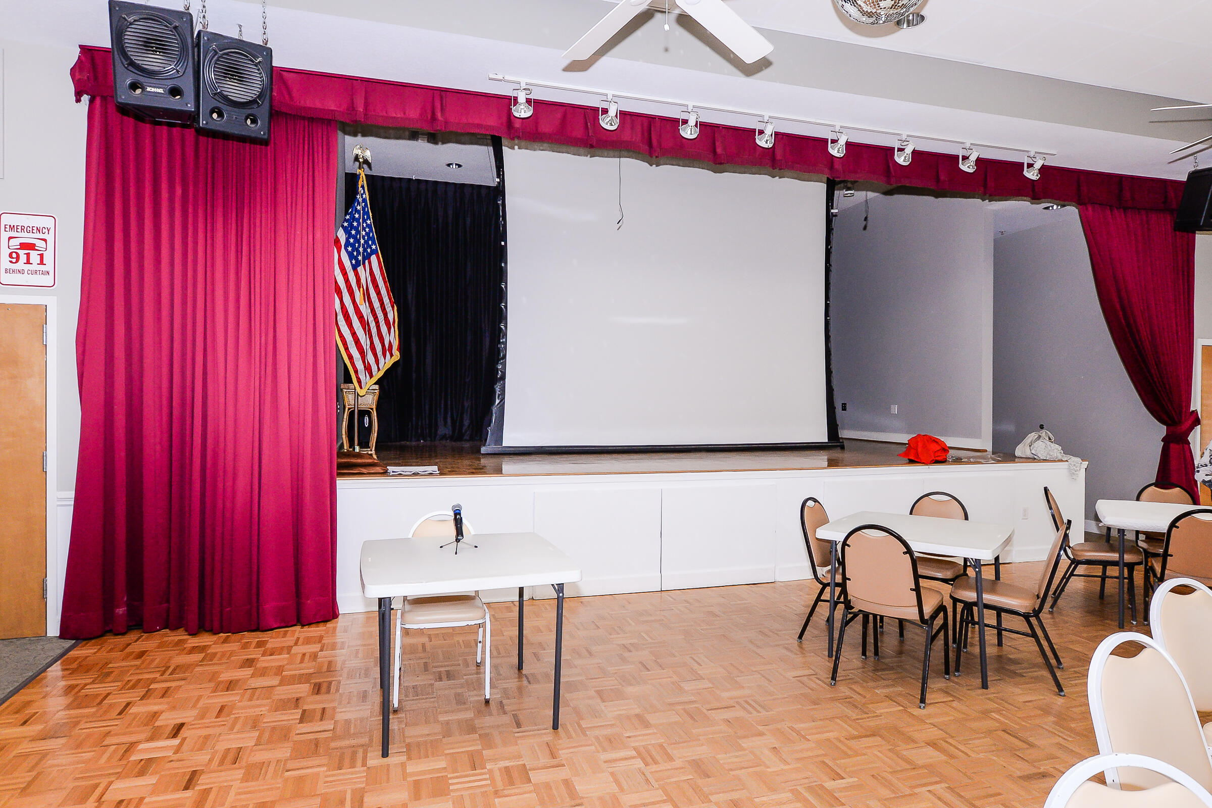 451 NW Gibraltar Court