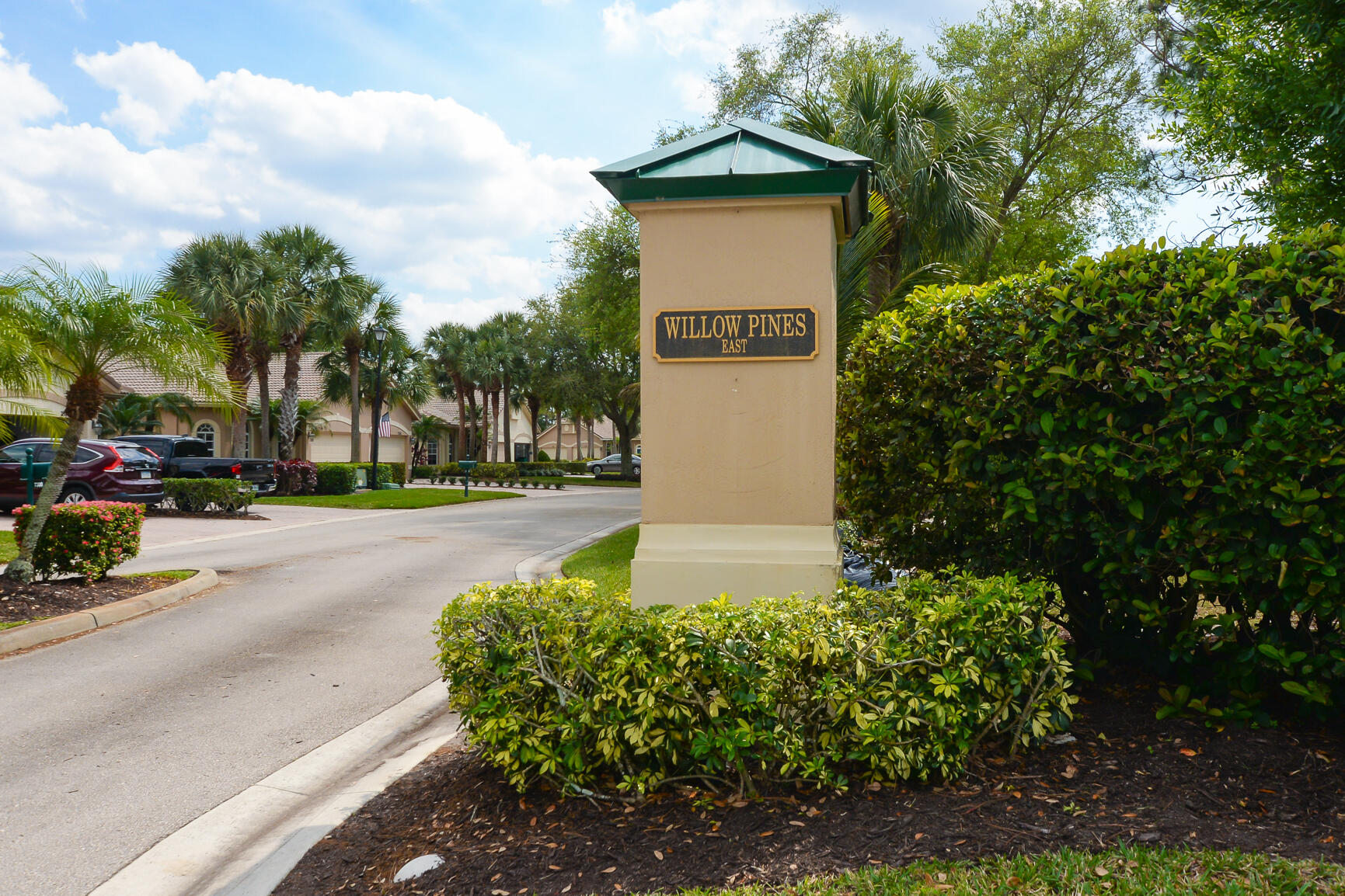 7326 Sea Pines Court