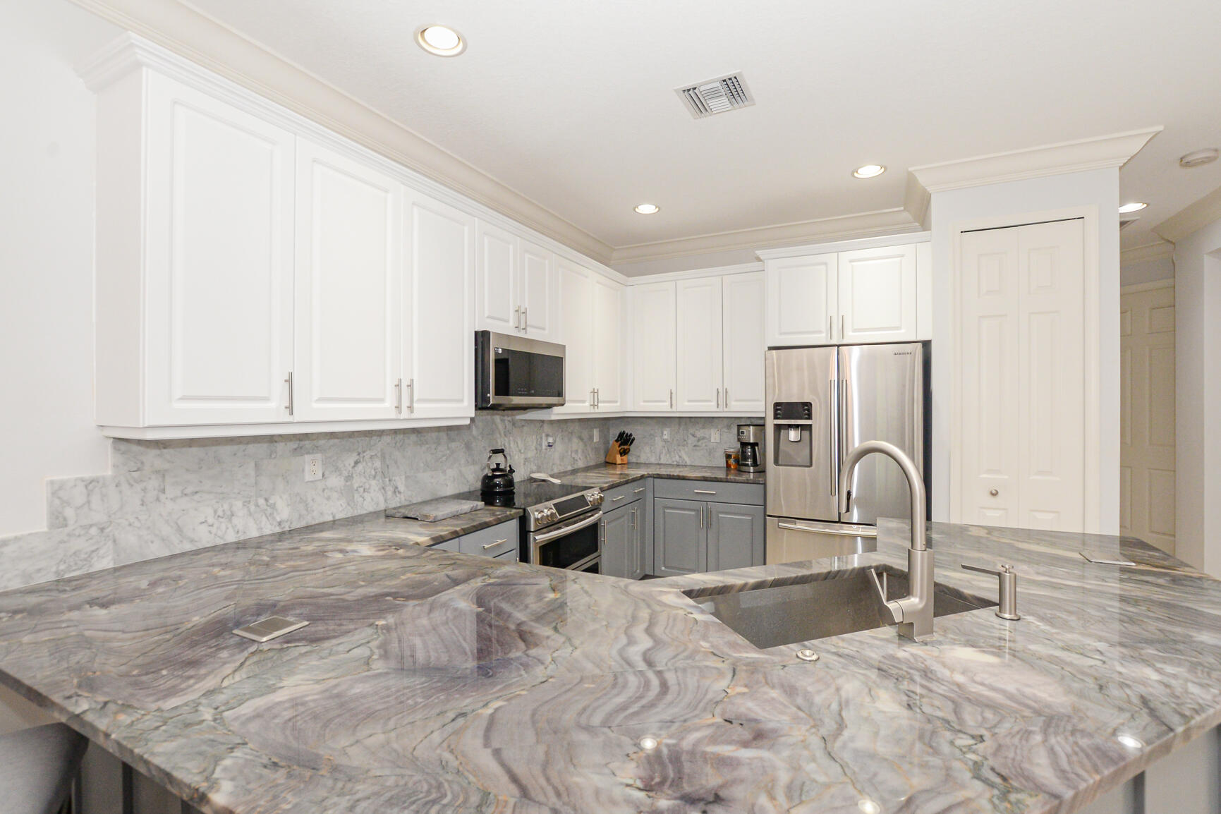 7326 Sea Pines Court