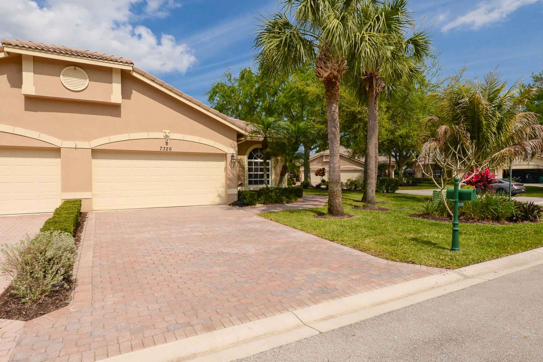 7326 Sea Pines Court