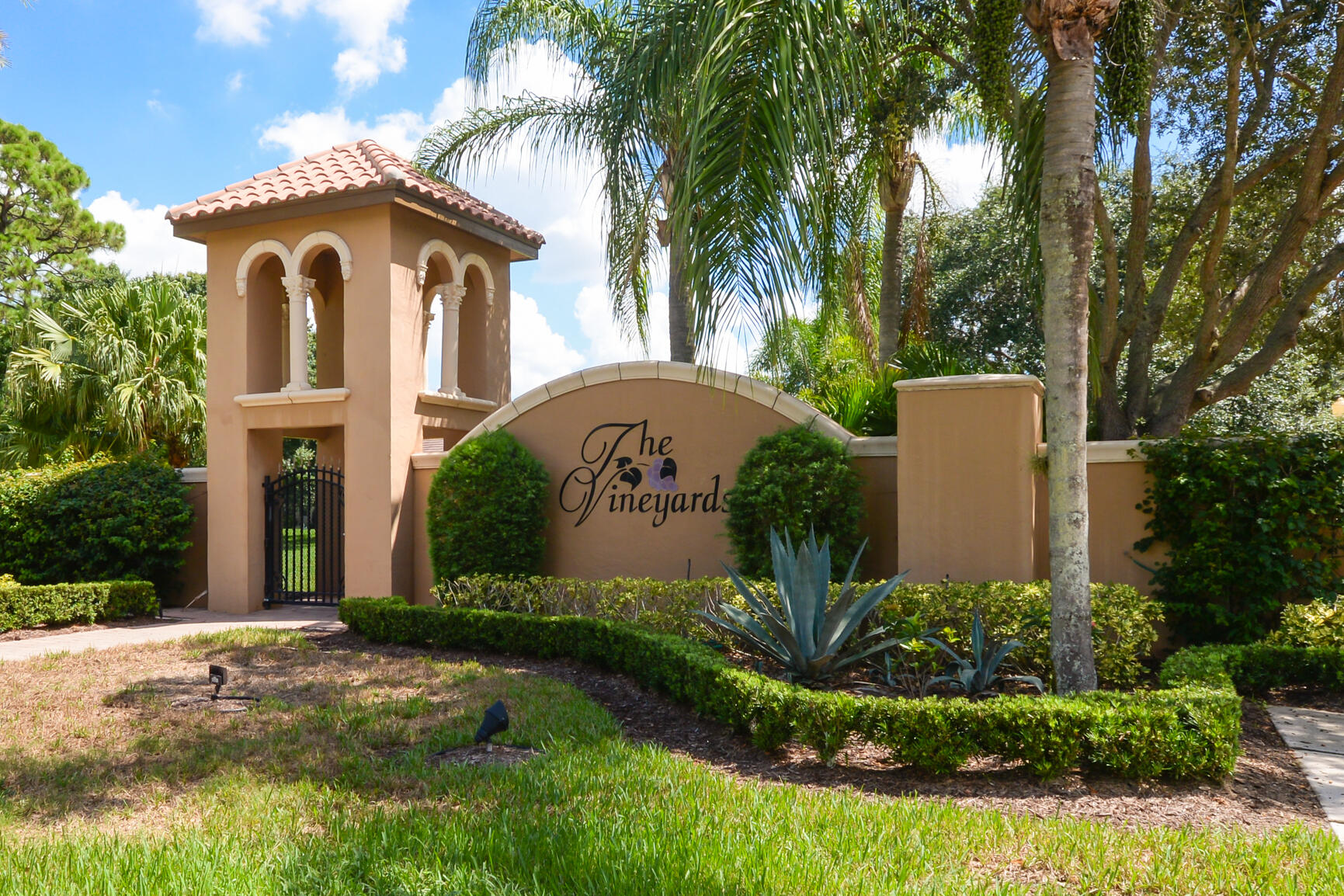 937 SW Grand Reserves Boulevard