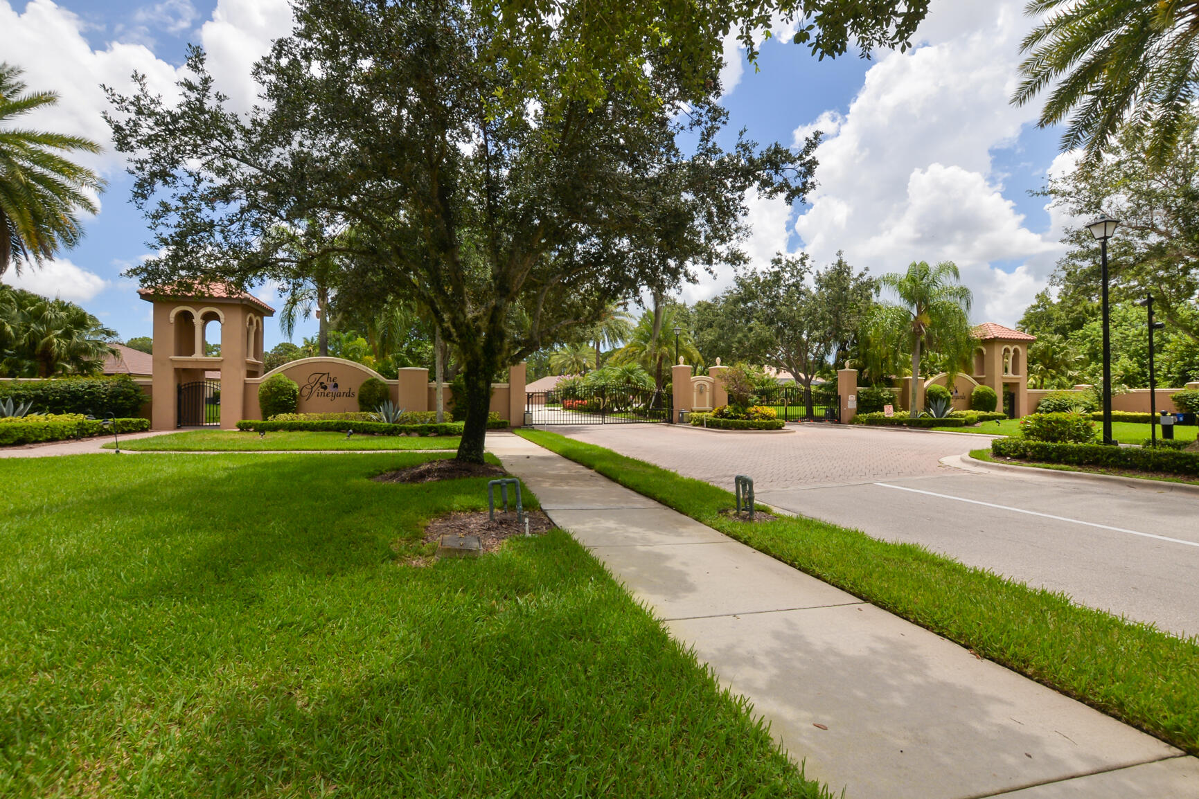 937 SW Grand Reserves Boulevard