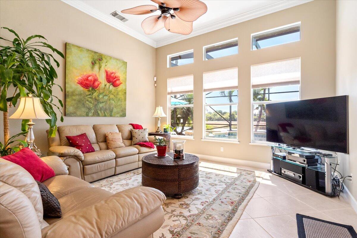 937 SW Grand Reserves Boulevard