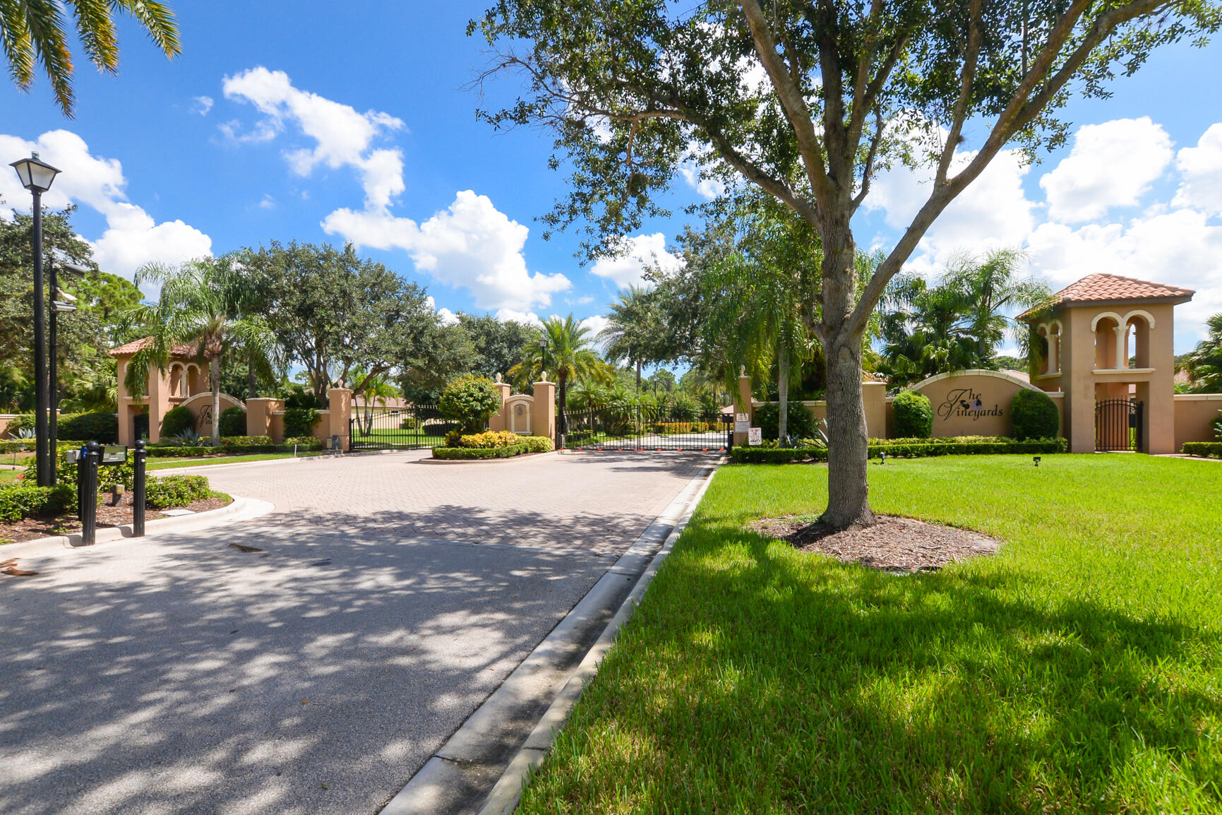 937 SW Grand Reserves Boulevard