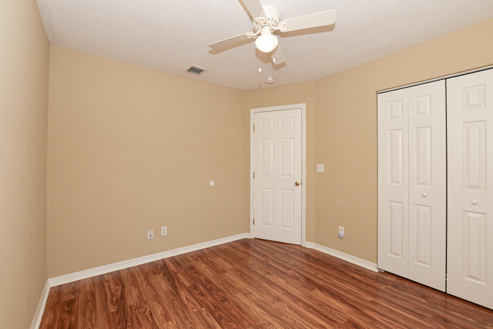 335 NW Marion Avenue