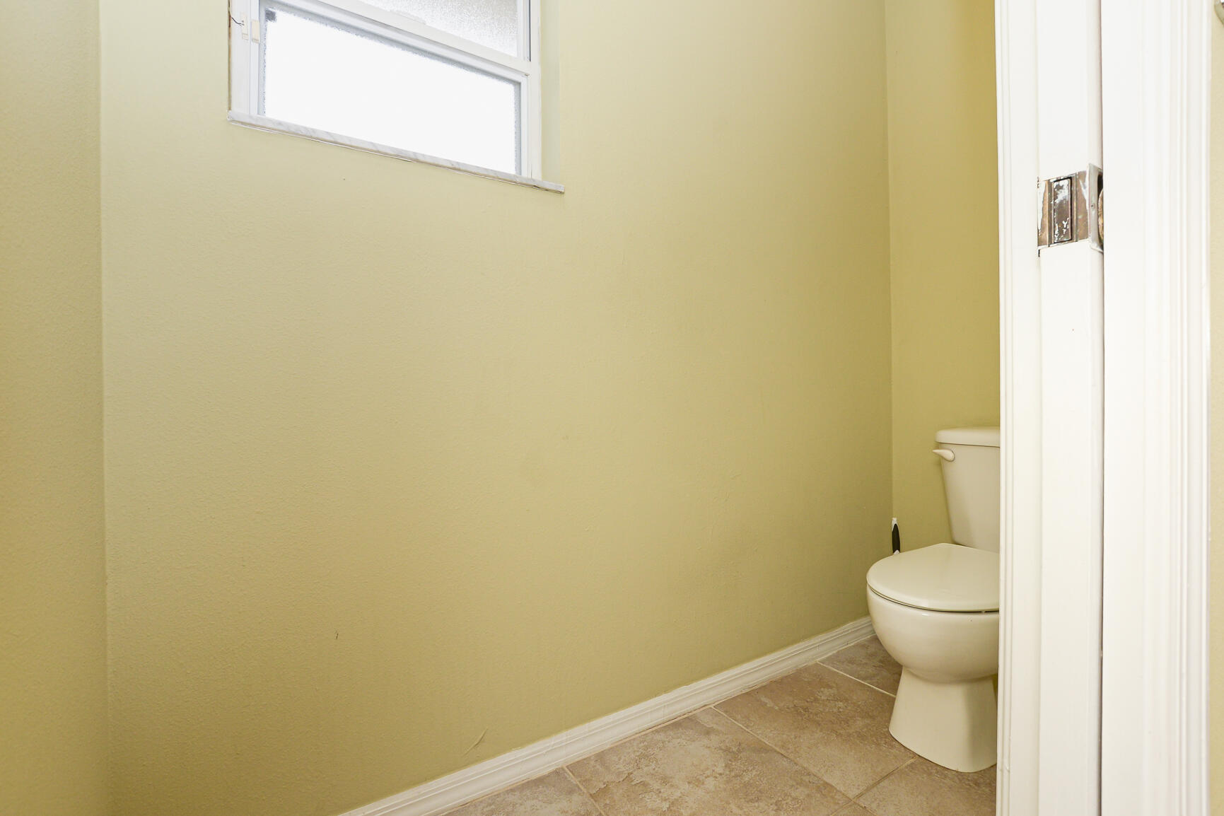 335 NW Marion Avenue