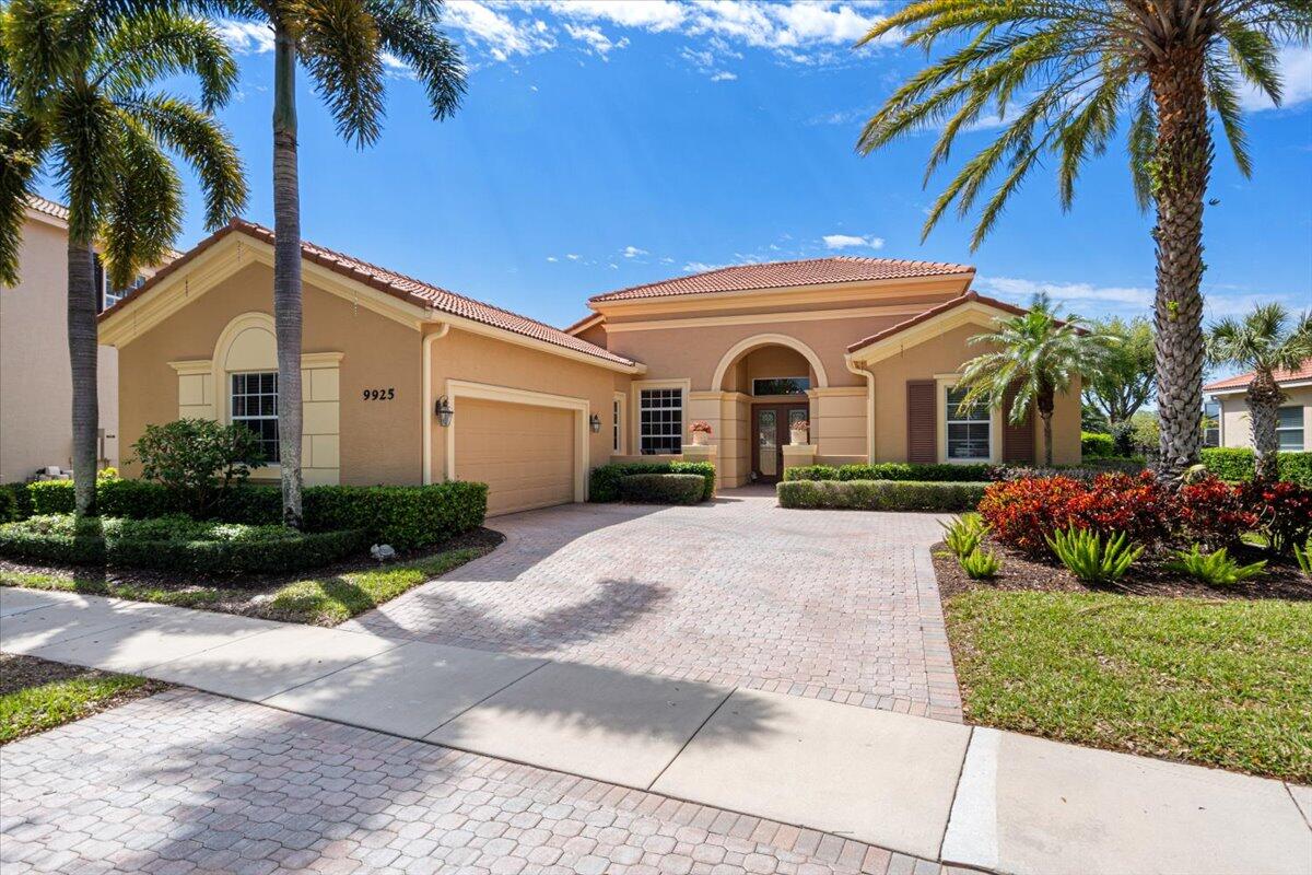 9925 SW Nuova Way