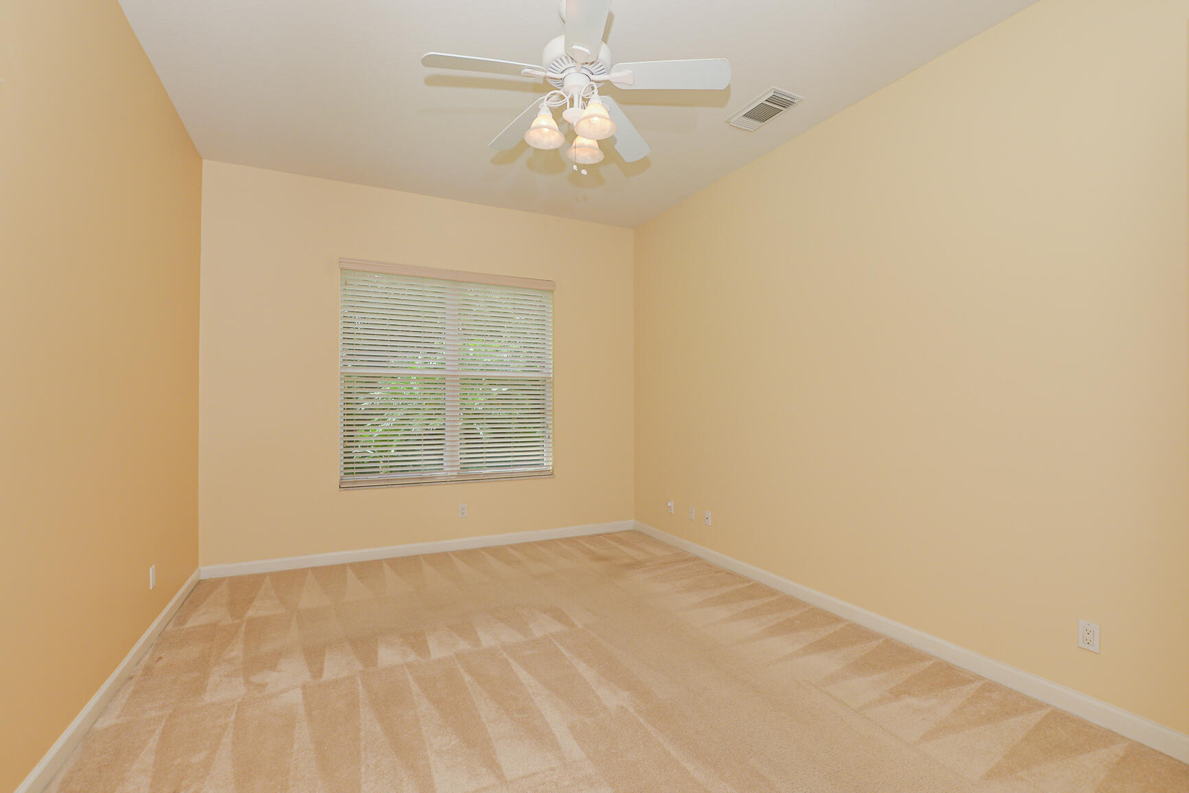 798 SW Munjack Circle