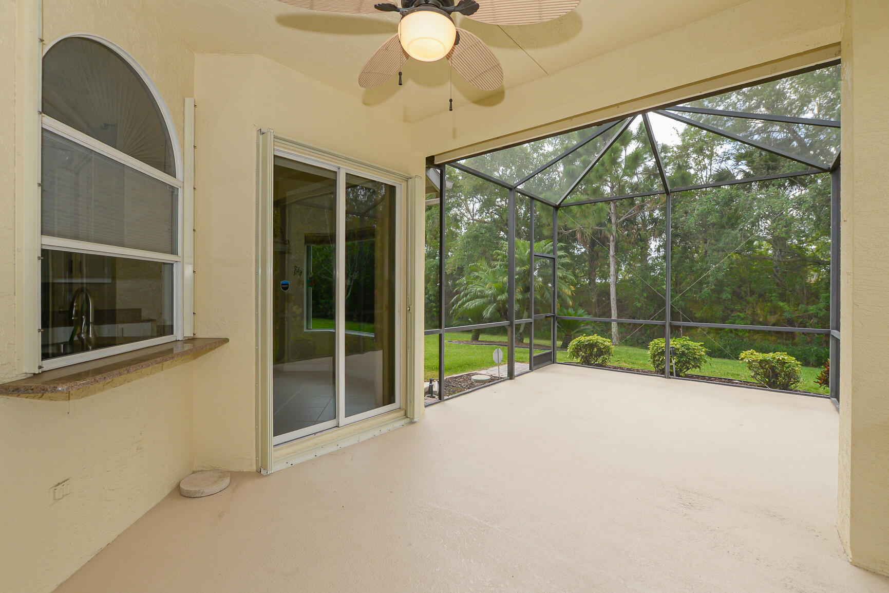 798 SW Munjack Circle