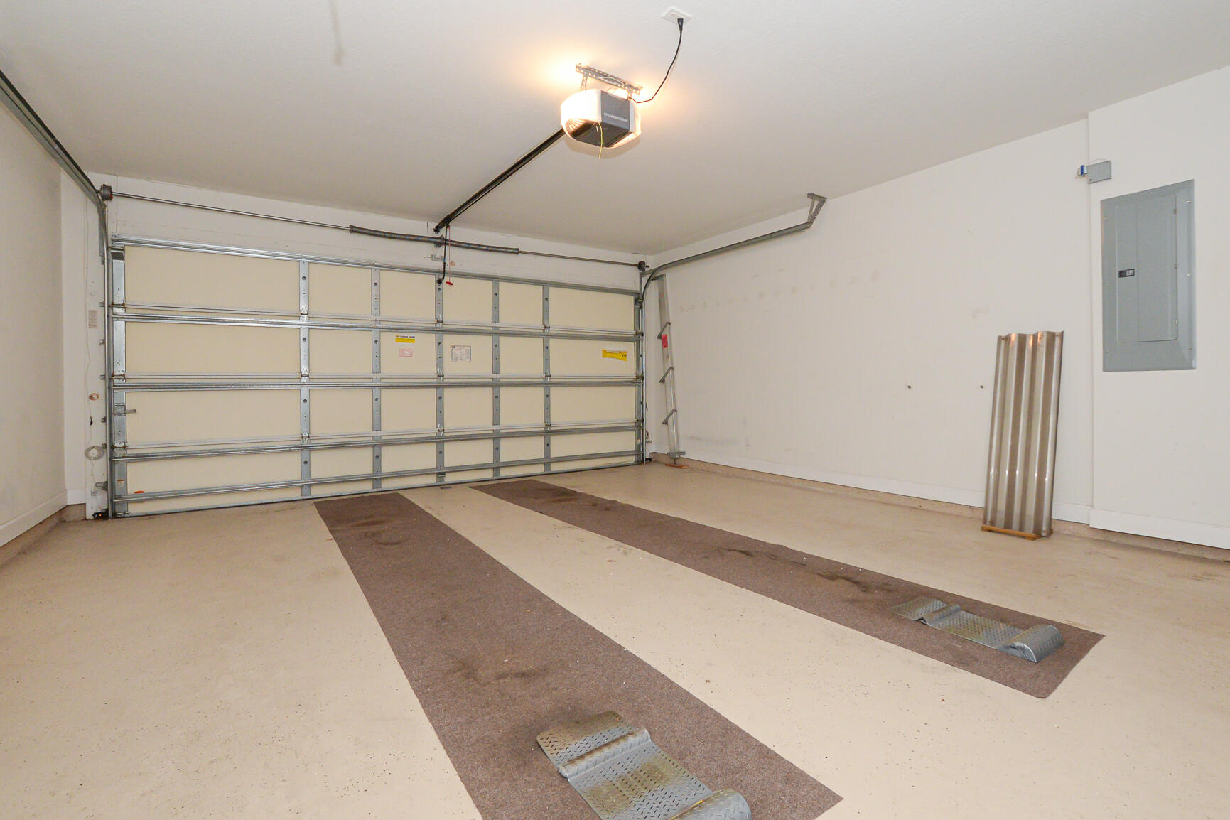 798 SW Munjack Circle