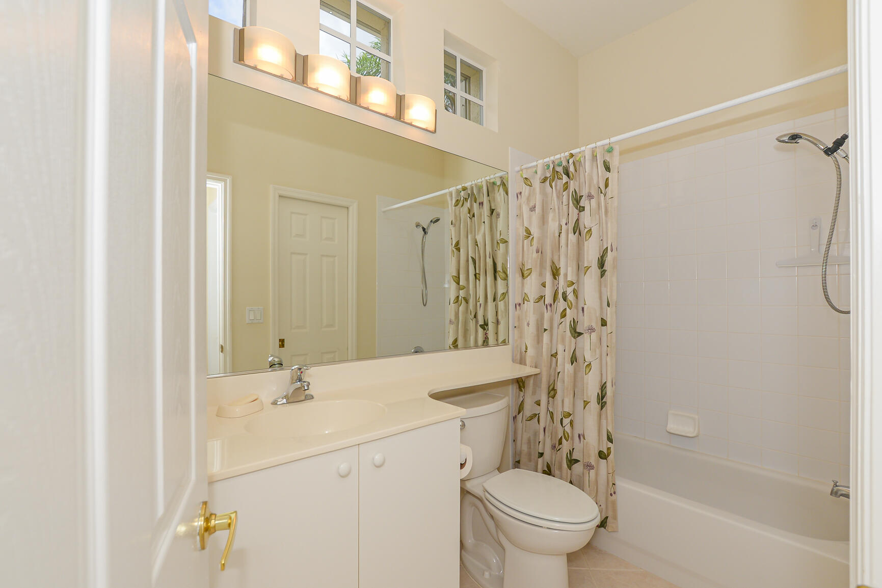 798 SW Munjack Circle