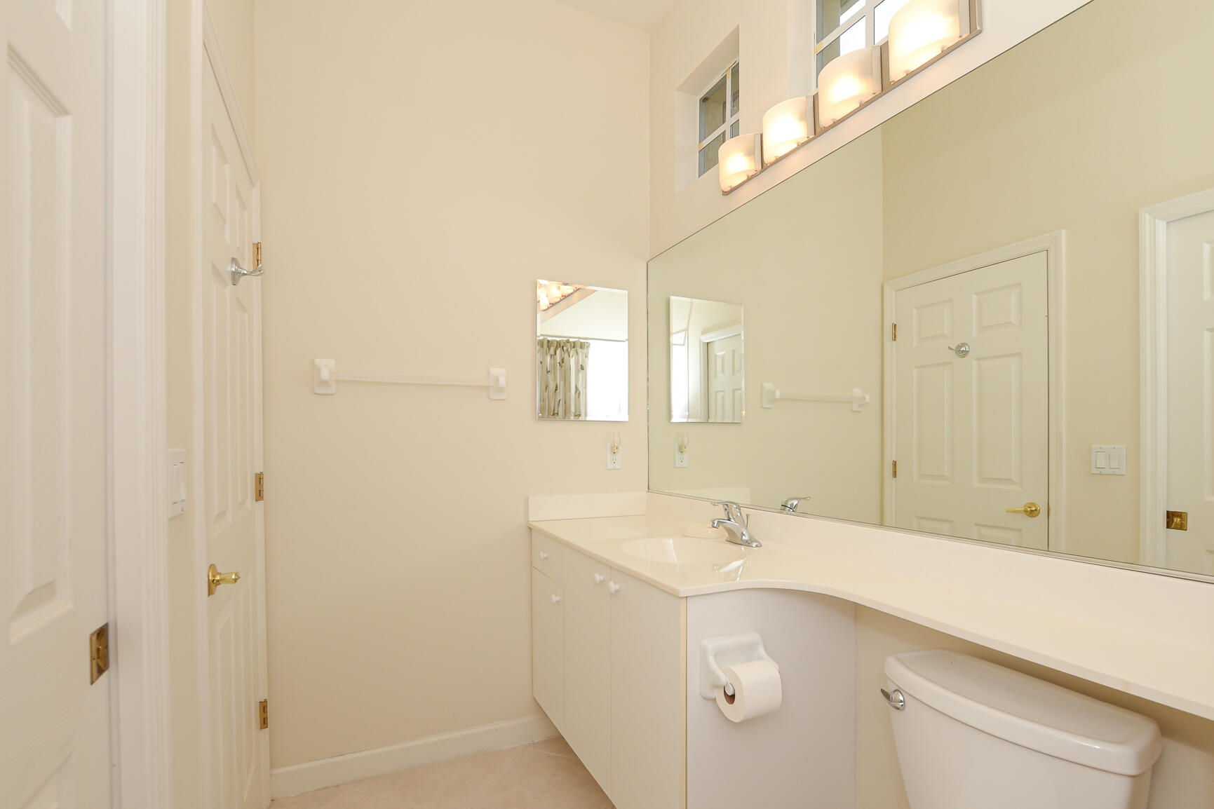 798 SW Munjack Circle