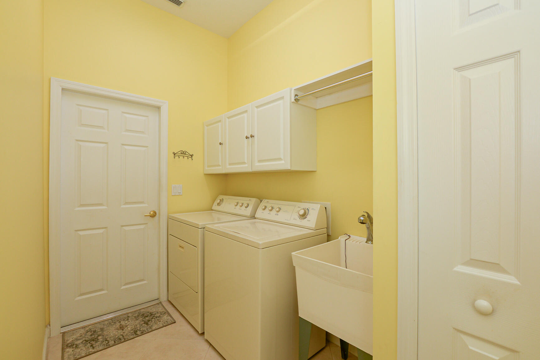 798 SW Munjack Circle