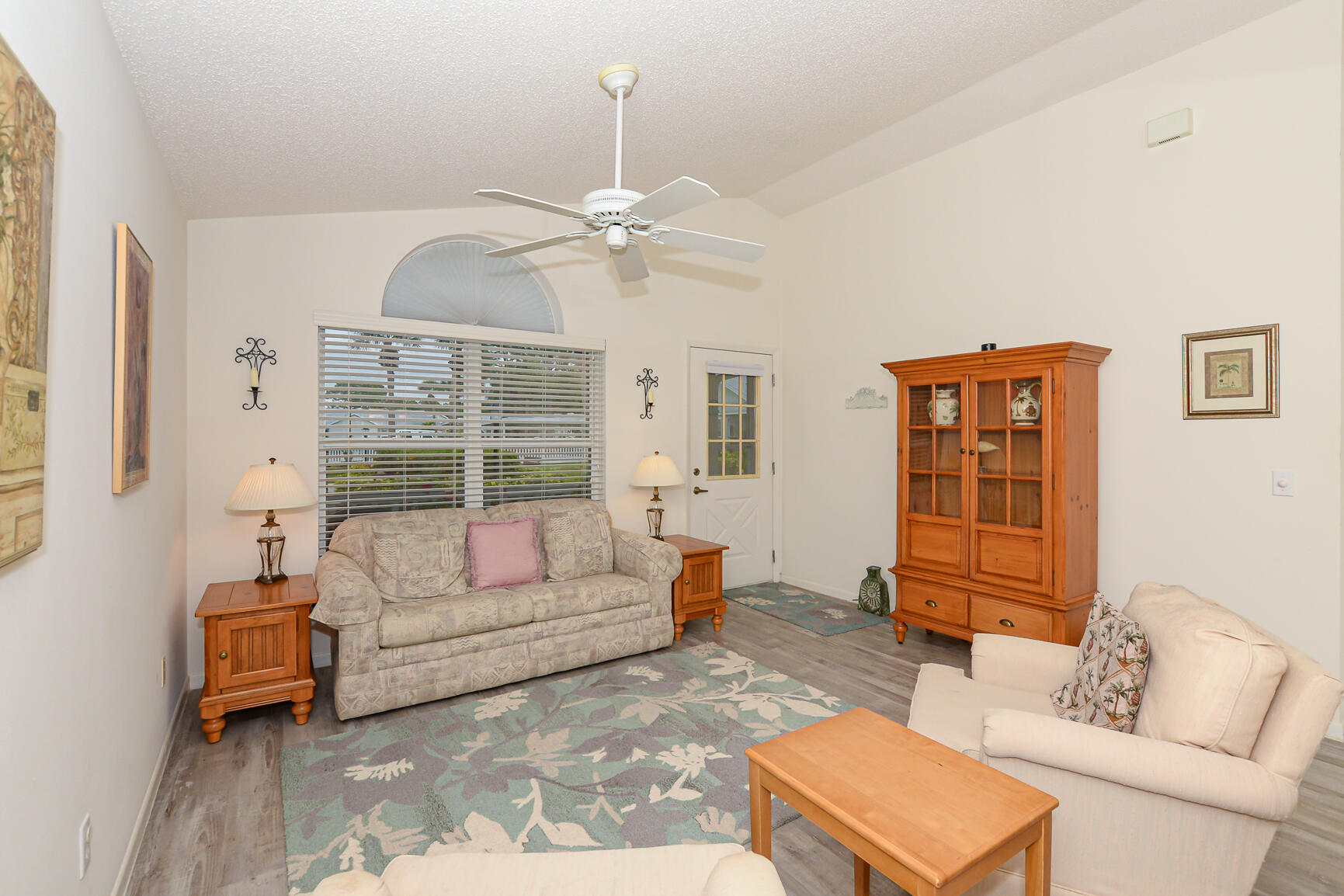 1162 NW Lombardy Drive