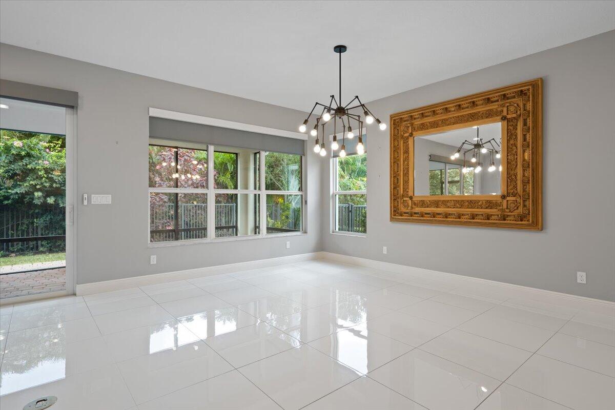 10017 SW Oak Tree Circle