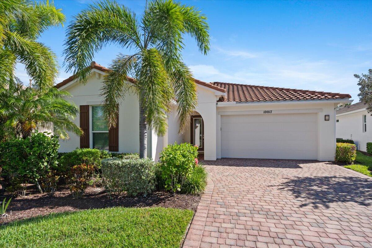 10017 SW Oak Tree Circle