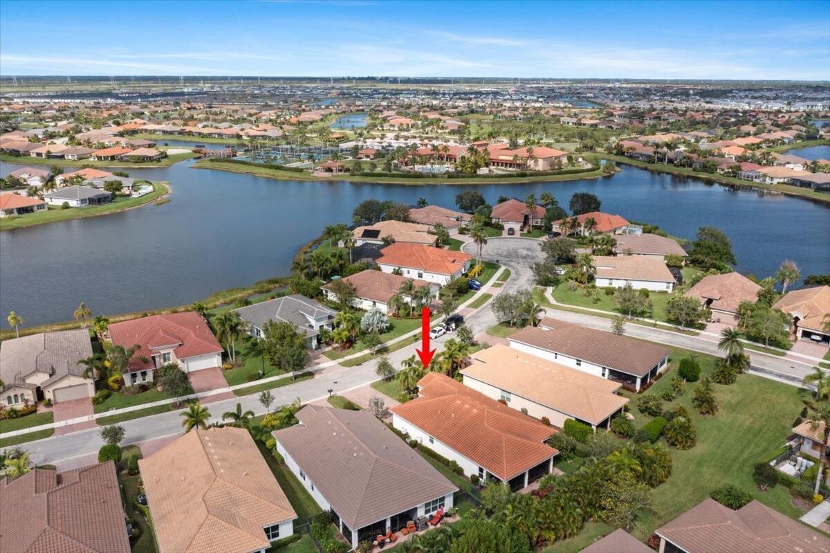 10017 SW Oak Tree Circle
