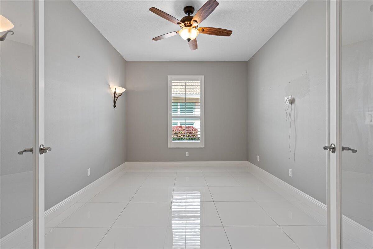 10017 SW Oak Tree Circle