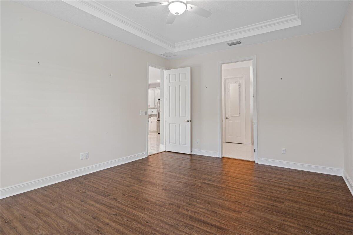 10017 SW Oak Tree Circle