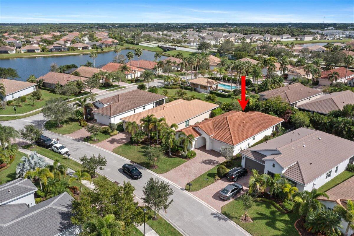 10017 SW Oak Tree Circle