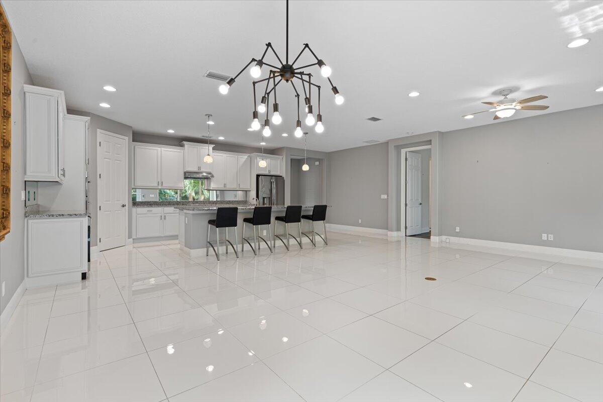 10017 SW Oak Tree Circle