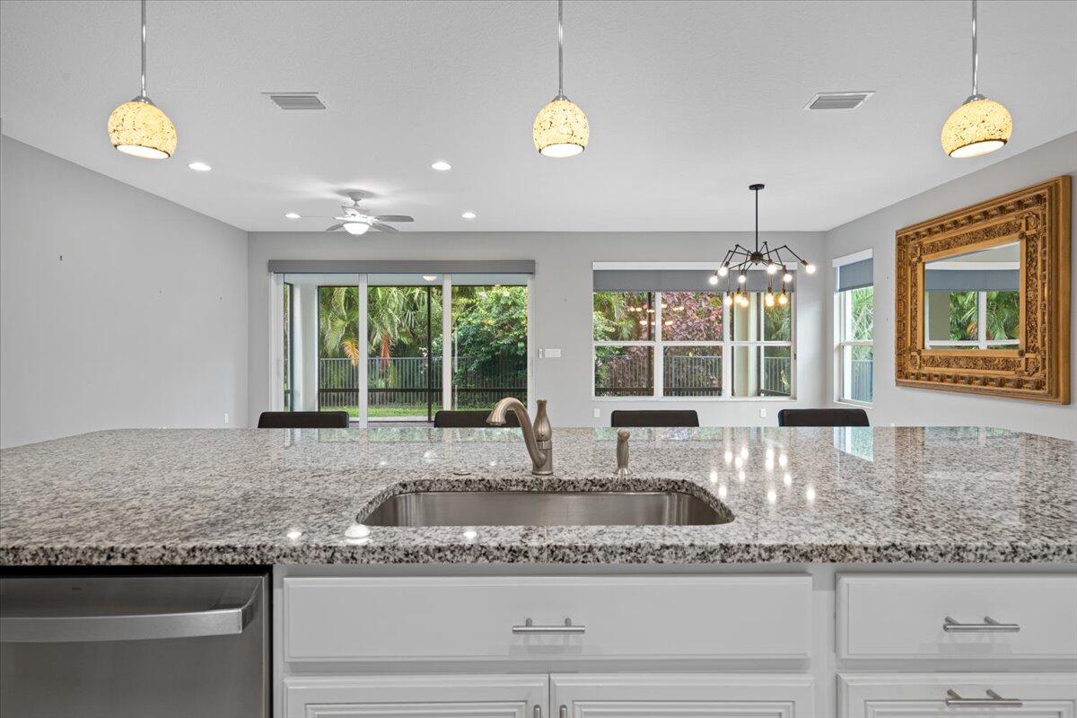 10017 SW Oak Tree Circle